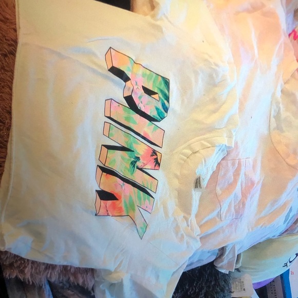 Crop top - Picture 4 of 11